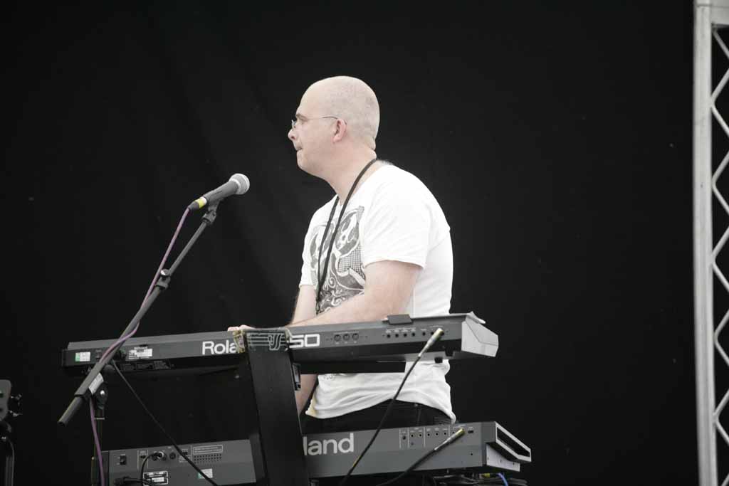 Neil Foss Keyboards Exhibit A Cambridge Rock Festival 2012 